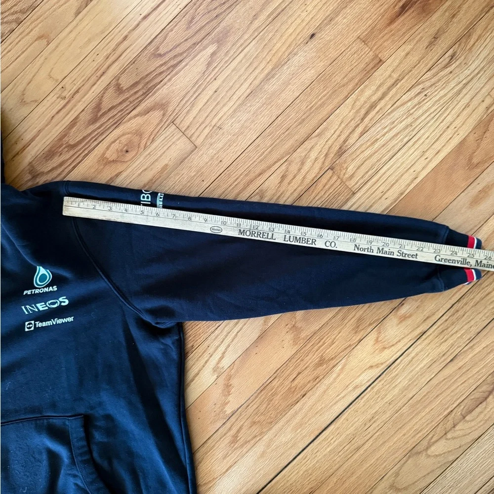 AMG Petronas Tommy Hilfiger F1 Team Hoodie Sponsor Logo  Size XL Mercedes - Picture 6 of 11